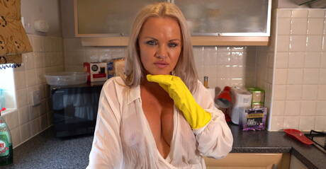 Blonde Milf Tits Pics