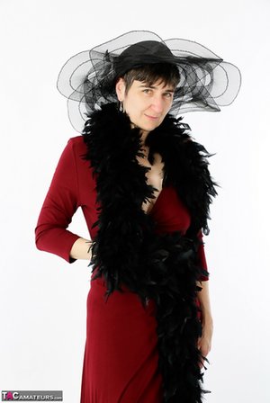 TAC Amateurs invite you to explore xxx pics featuring attractive female xxx gallery 272195